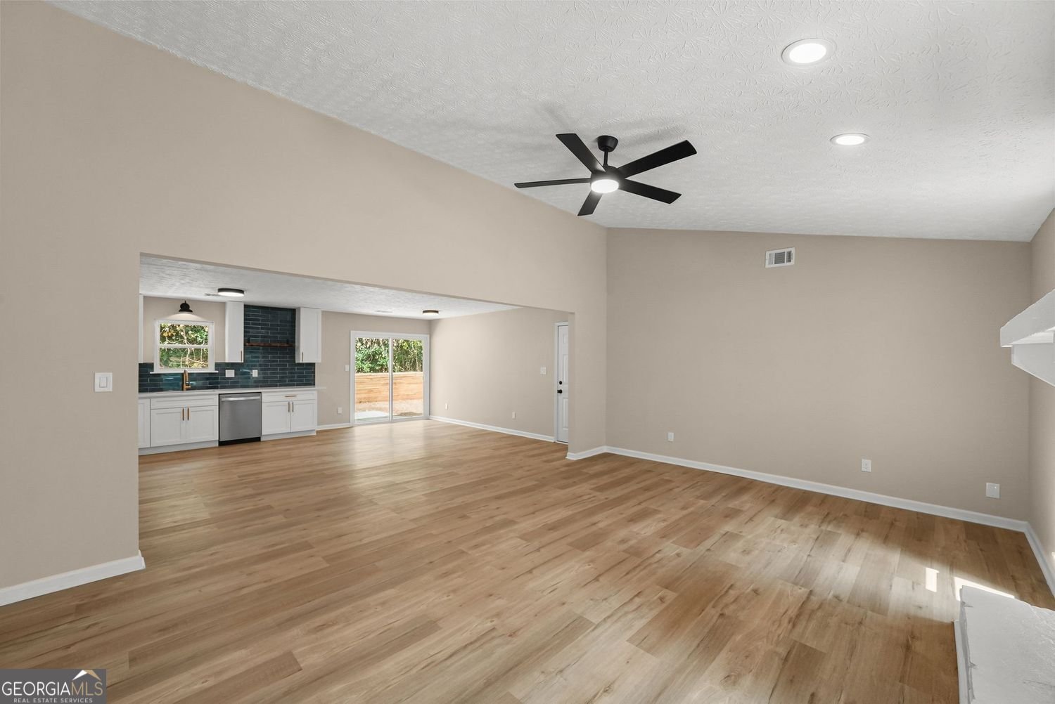 612 Towngate Boulevard Jonesboro - Photo 6