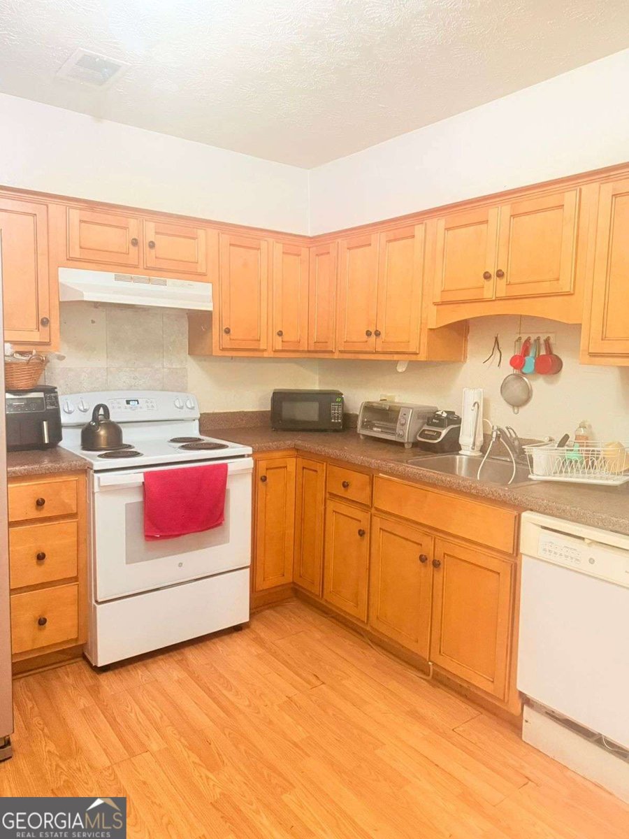 196 Scandia Circle Athens - Photo 7