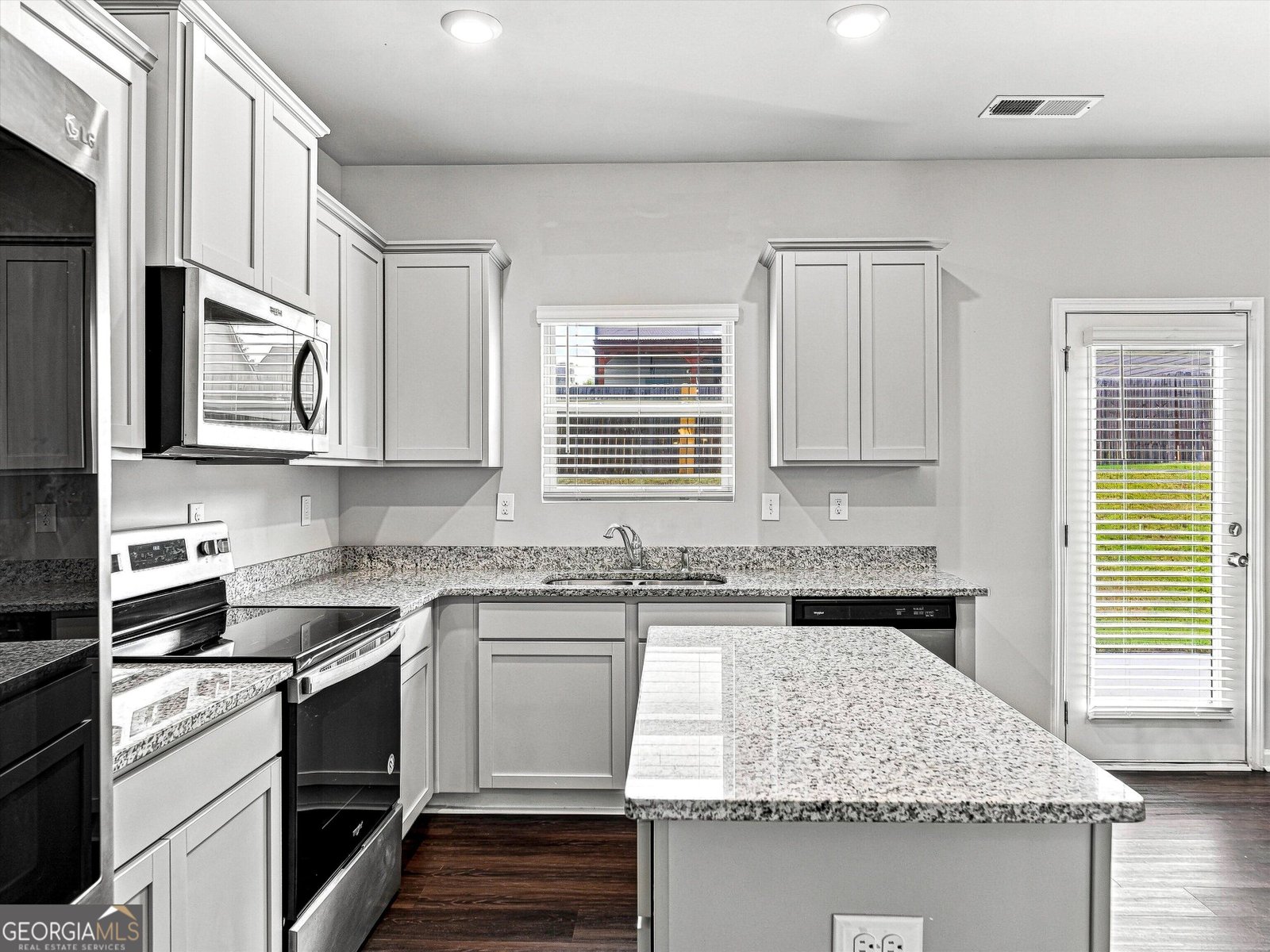1218 Brookstone Circle Conyers - Photo 10