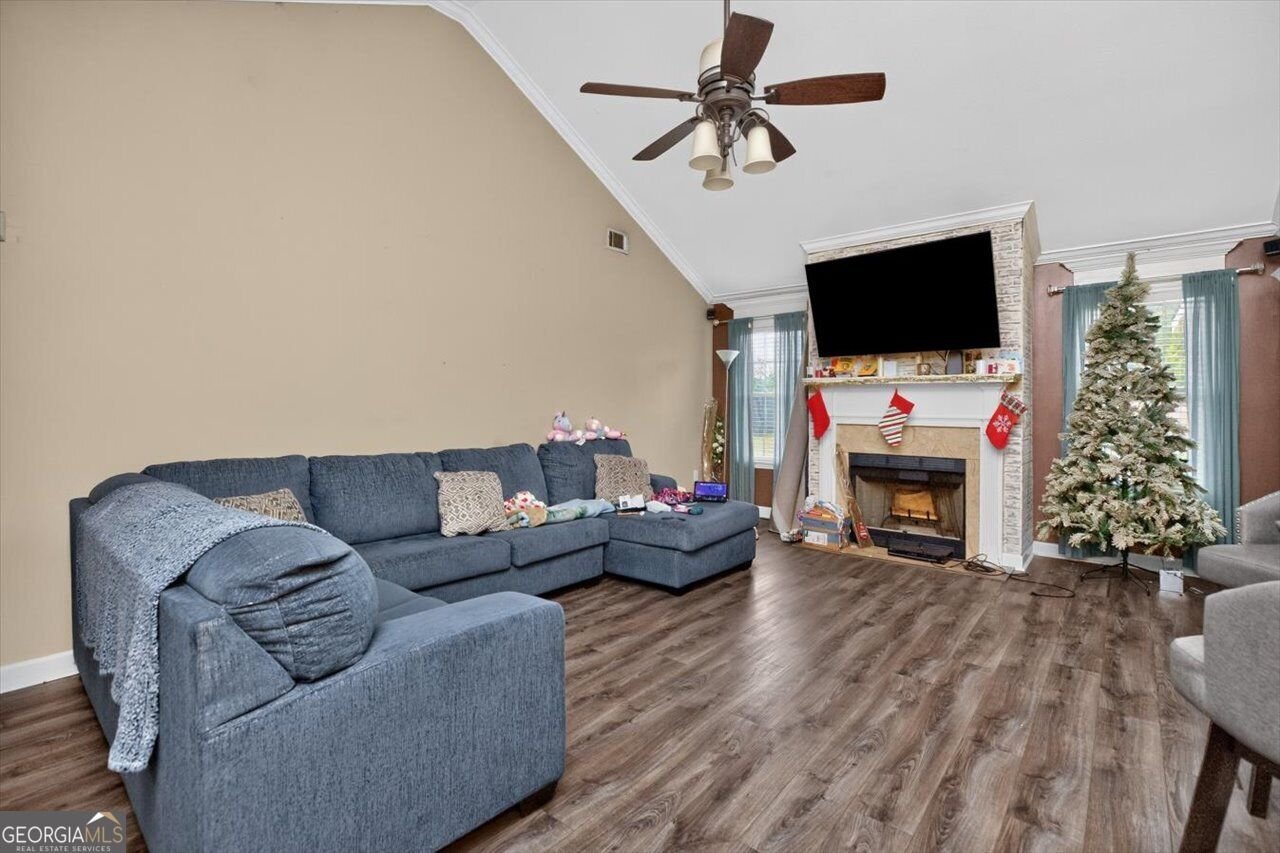 707 Madison Place Parkway Byron - Photo 6