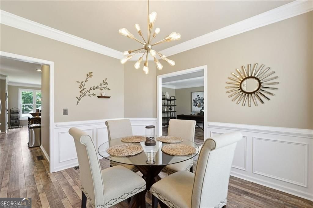 5437 Blue Cedar Drive Sugar Hill - Photo 13