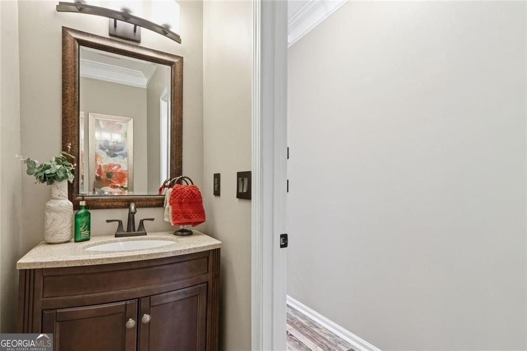 5437 Blue Cedar Drive Sugar Hill - Photo 14