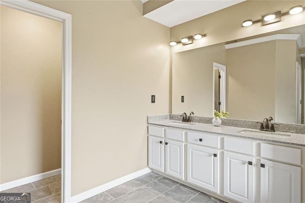 5437 Blue Cedar Drive Sugar Hill - Photo 40