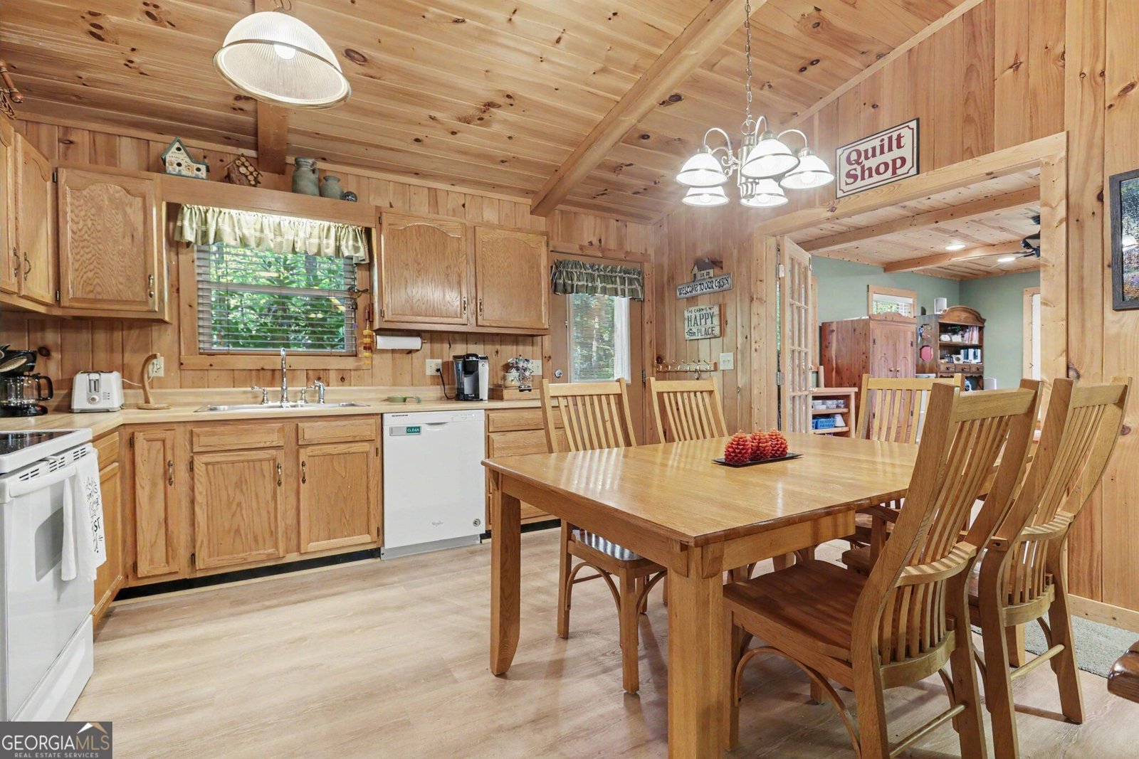 77 Violet Lane Clayton - Photo 8