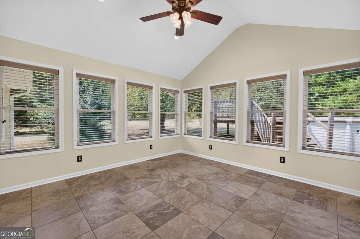 138 Lakeshore Circle NE Milledgeville - Photo 12