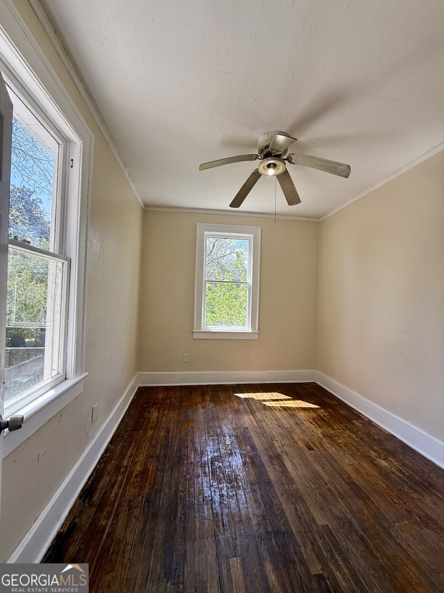 627 39th Street Savannah - Photo 9