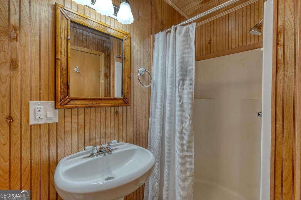754 Honeysuckle Lane Blairsville - Photo 33