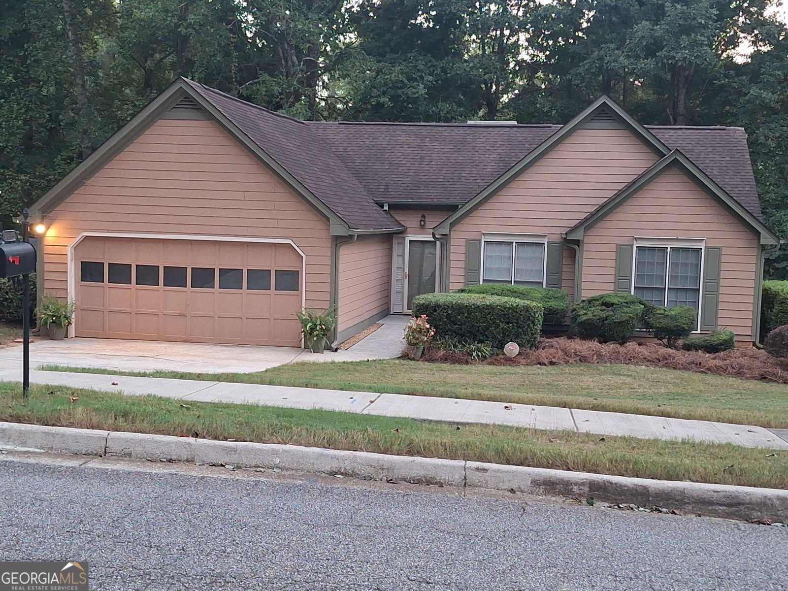 3335 Rock Creek Drive Rex - main photo