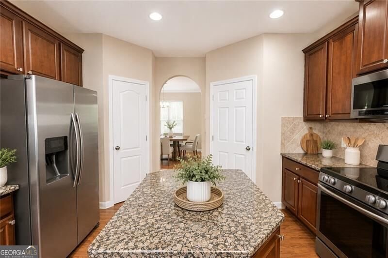 300 Hampton Place Canton - Photo 9