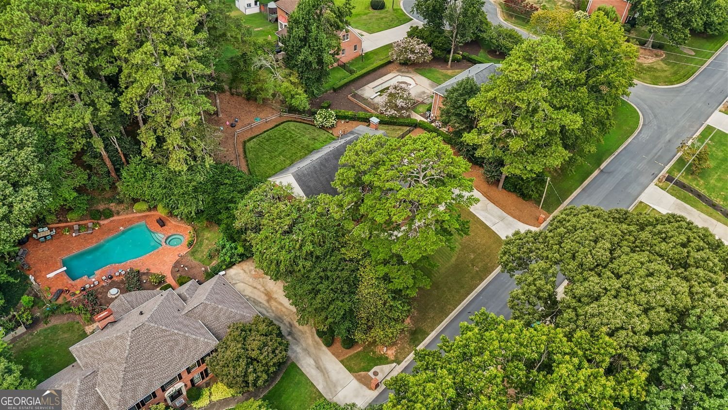 877 Guinevere Way Lilburn - Photo 45