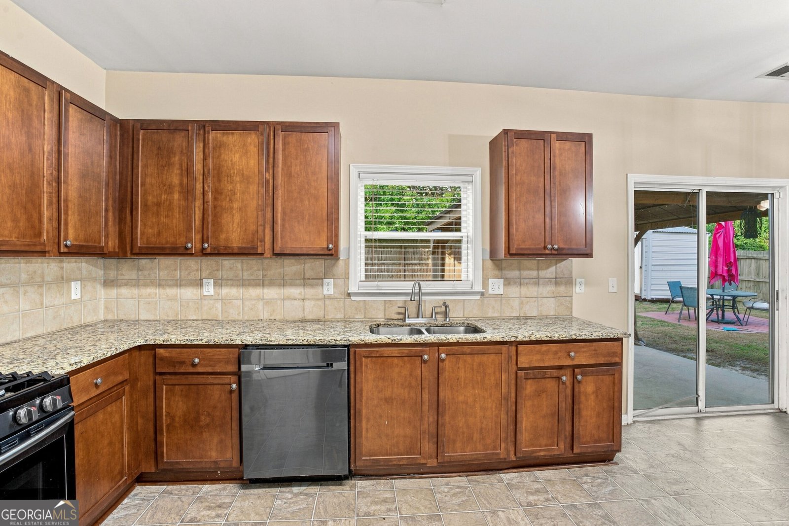 7174 Flagstone Place Union City - Photo 17