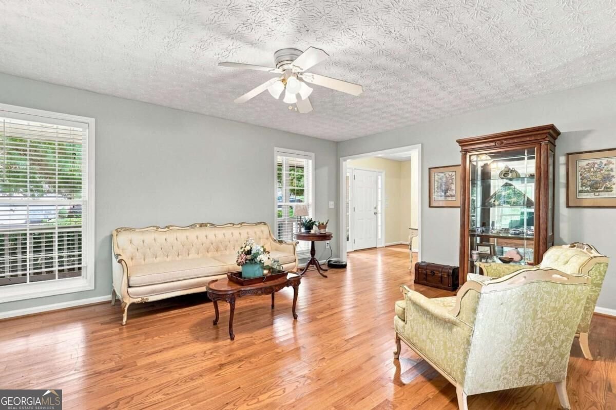 5821 Silverthorn Drive Flowery Branch - Photo 11