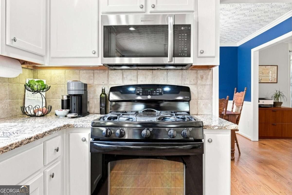 5821 Silverthorn Drive Flowery Branch - Photo 15