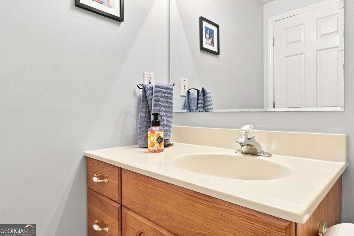 5821 Silverthorn Drive Flowery Branch - Photo 28