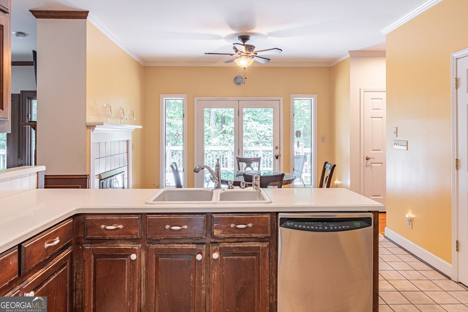 1704 Heritage Way Stone Mountain - Photo 16