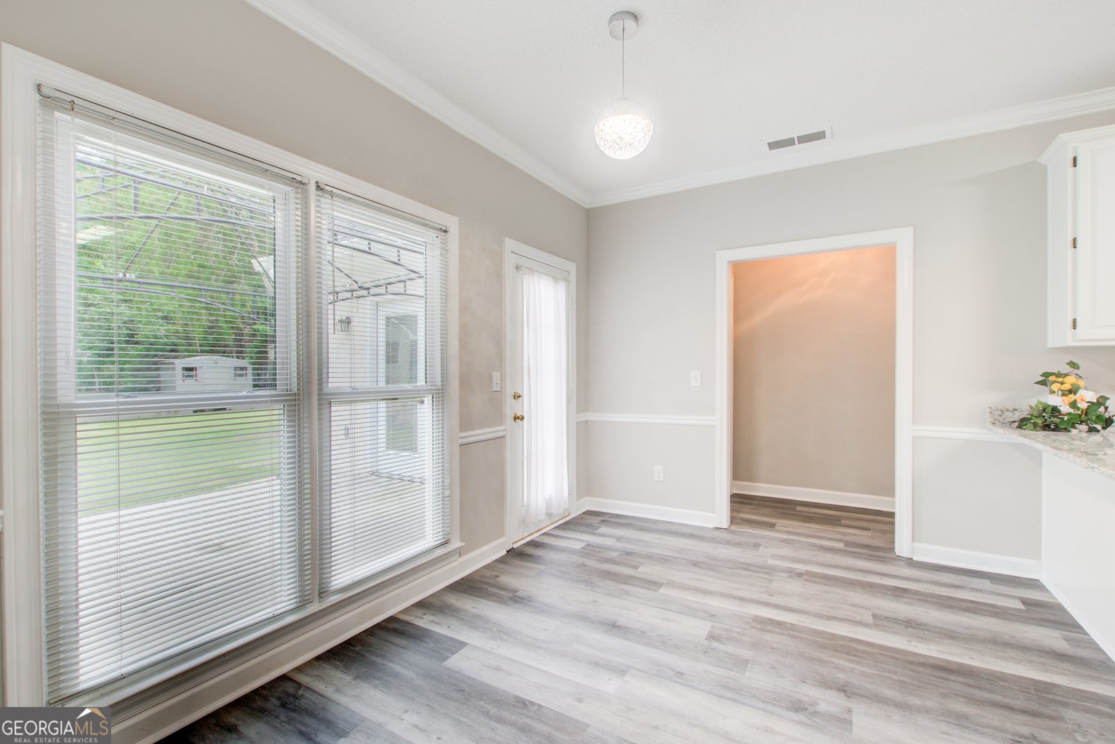 1001 Marie Hill Court Conyers - Photo 13
