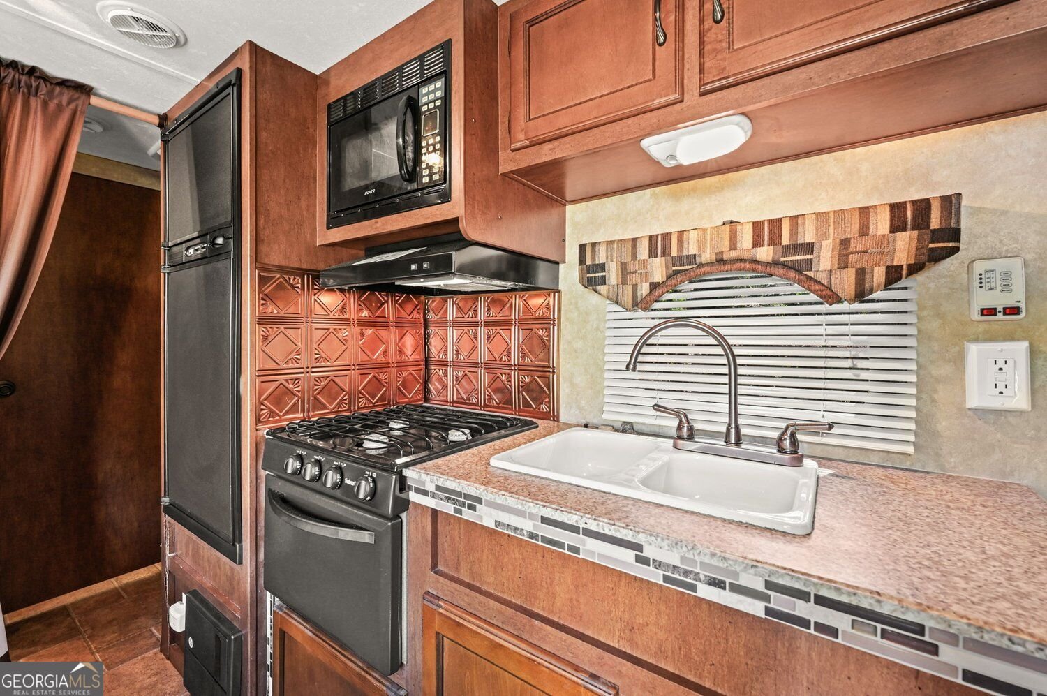 2447 Crestview Avenue Decatur - Photo 30