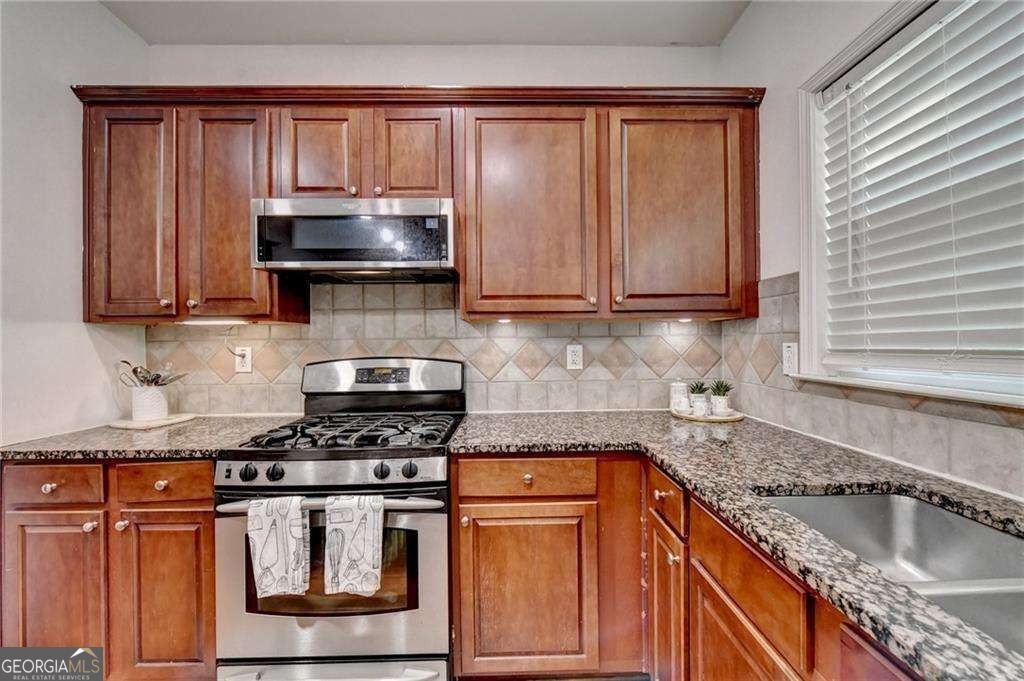 653 Prada Ct Lawrenceville - Photo 17