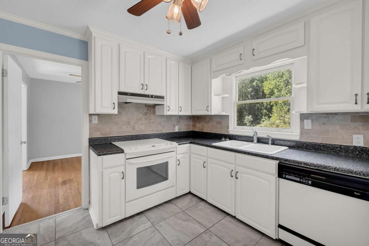1286 Virginia Lane Hull - Photo 19
