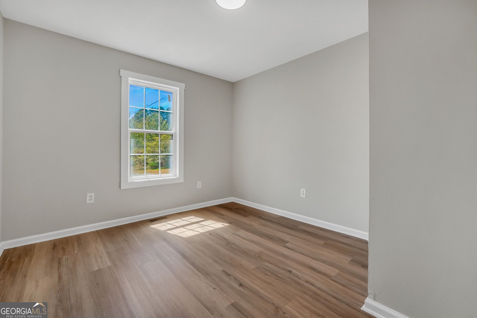 693 Patton Road Griffin - Photo 18