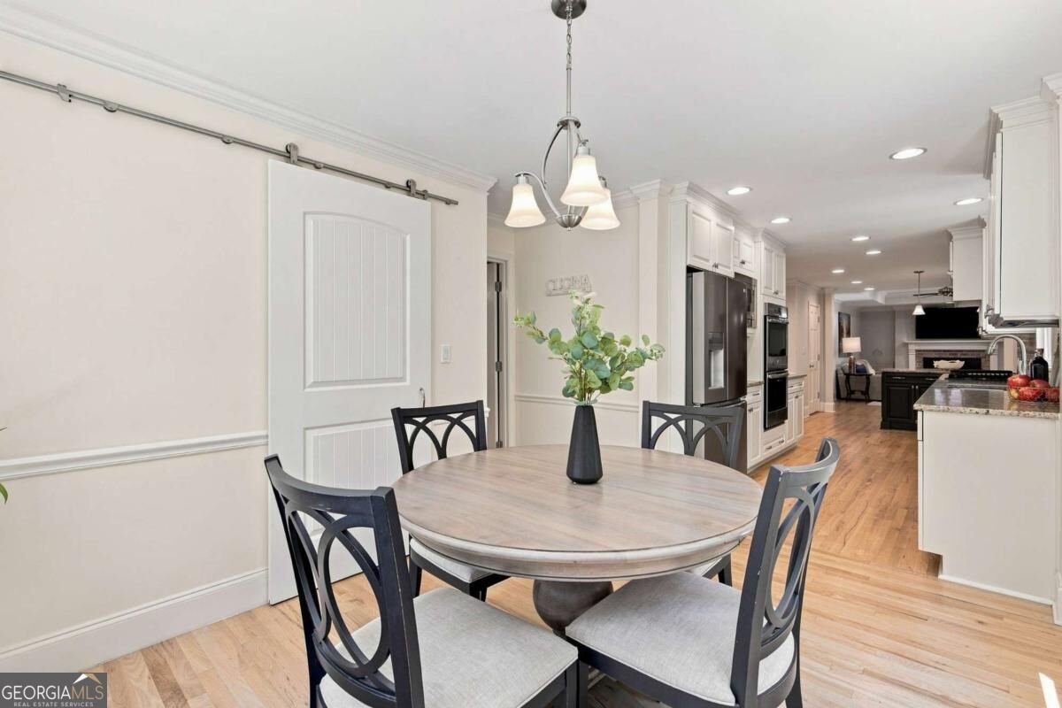 330 Waverly Hall Drive Roswell - Photo 19