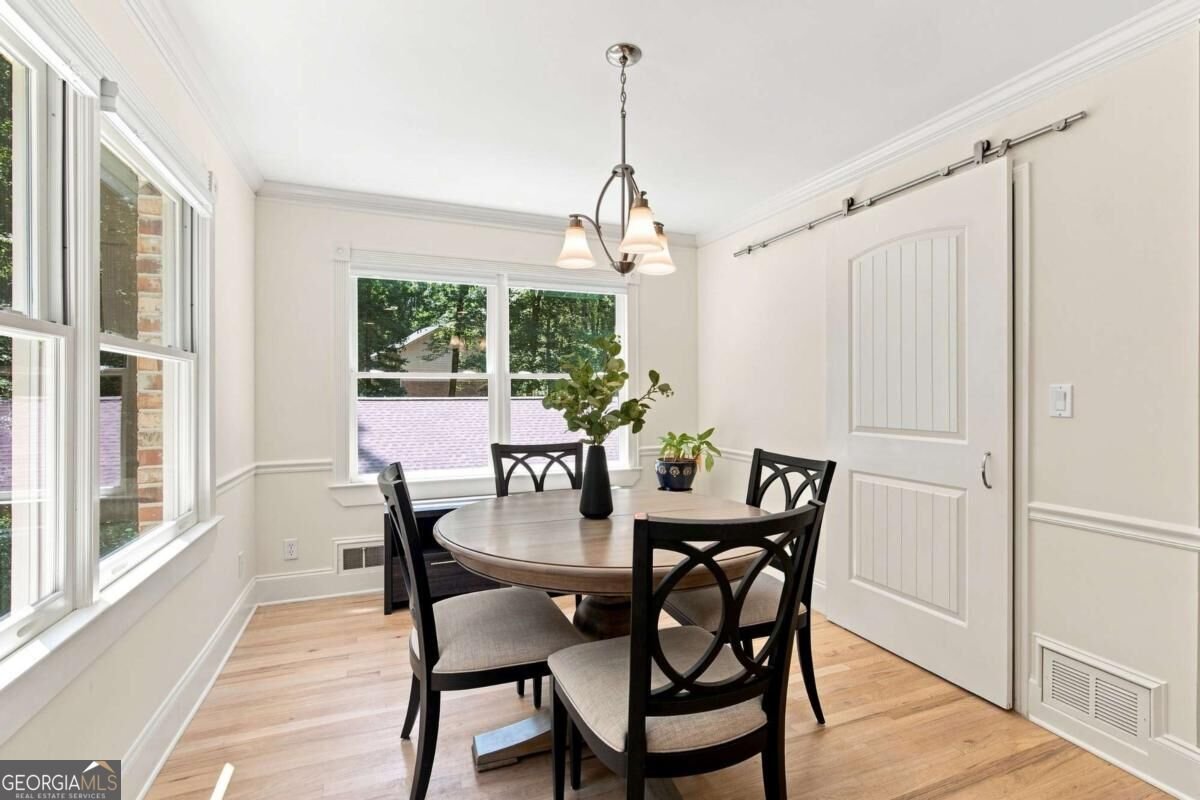 330 Waverly Hall Drive Roswell - Photo 23