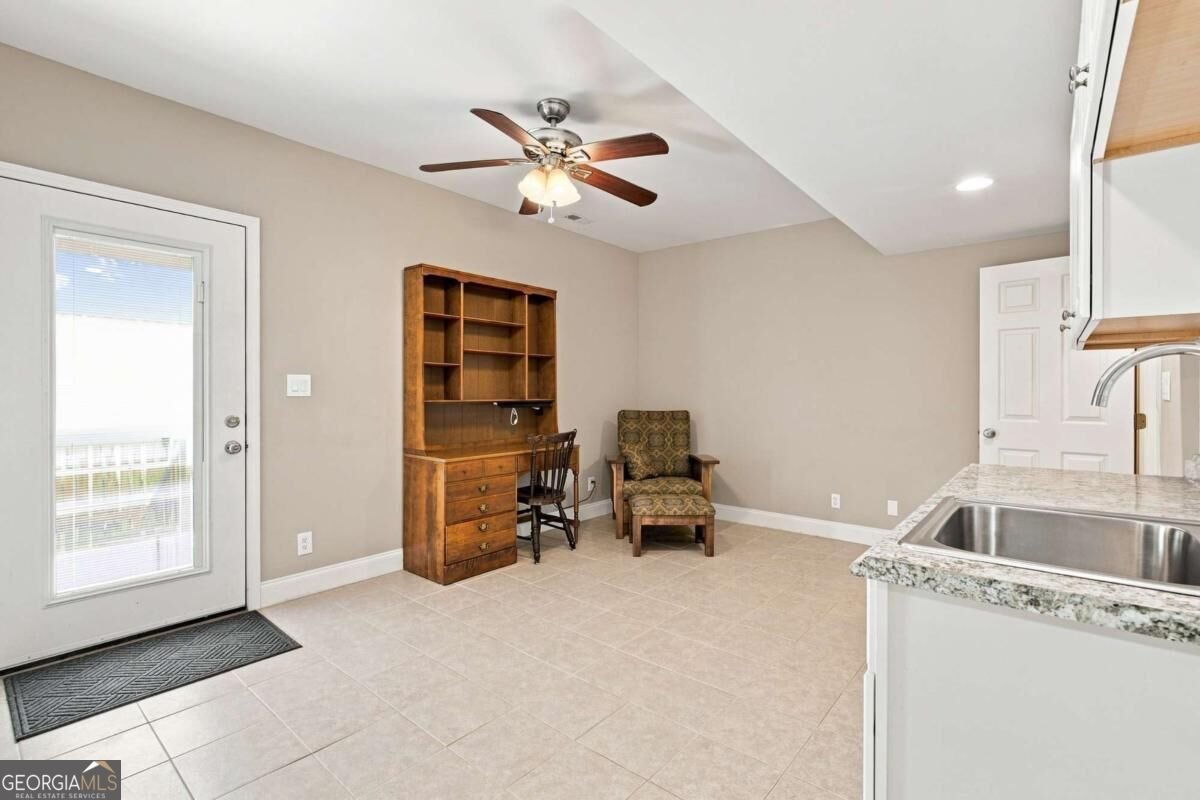 330 Waverly Hall Drive Roswell - Photo 34