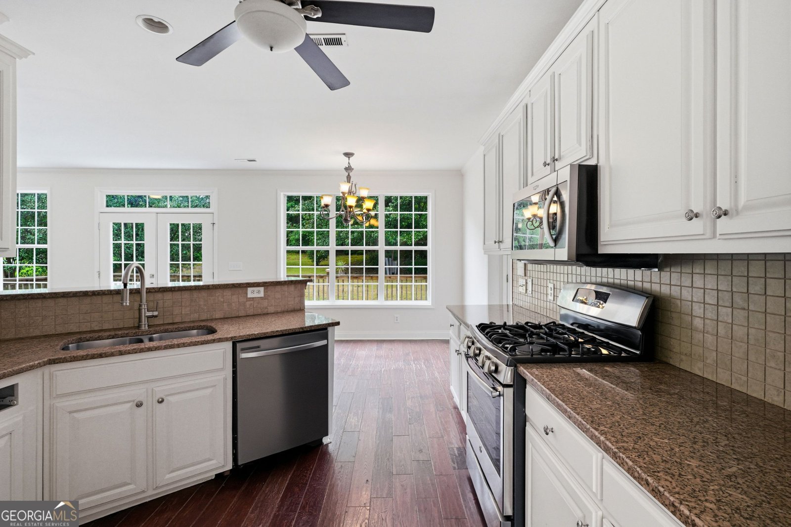 310 Mansfield Way Stockbridge - Photo 16
