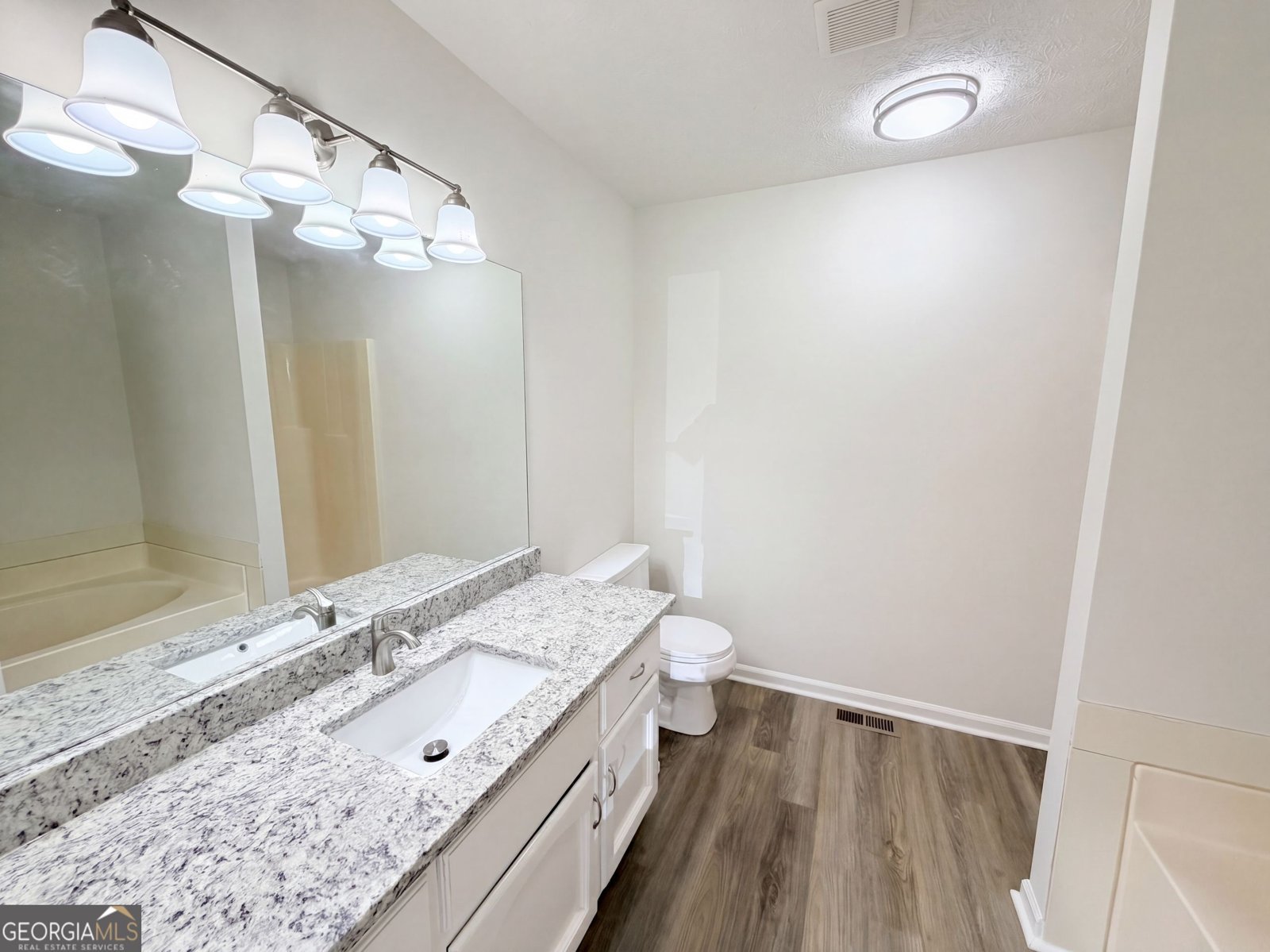 806 Ruswood Road Winder - Photo 10