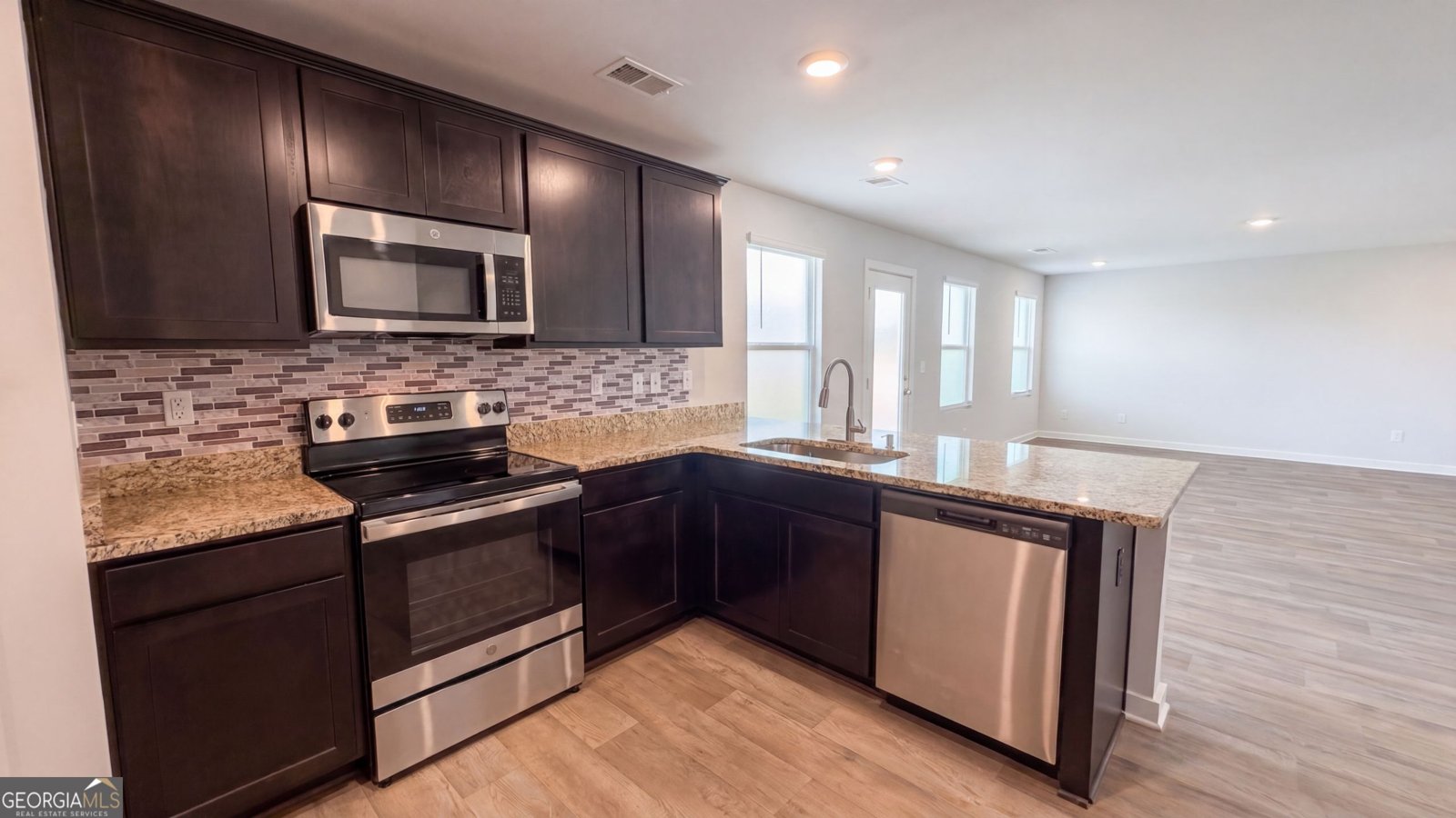800 Maduro Way McDonough - Photo 8