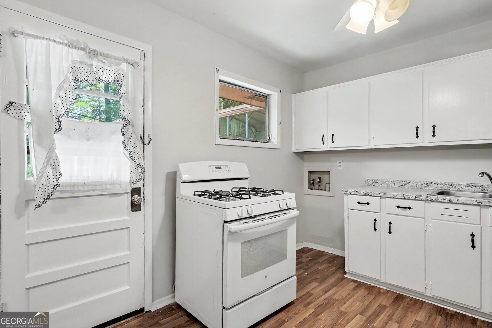 3525 Larkspur Terrace Decatur - Photo 10