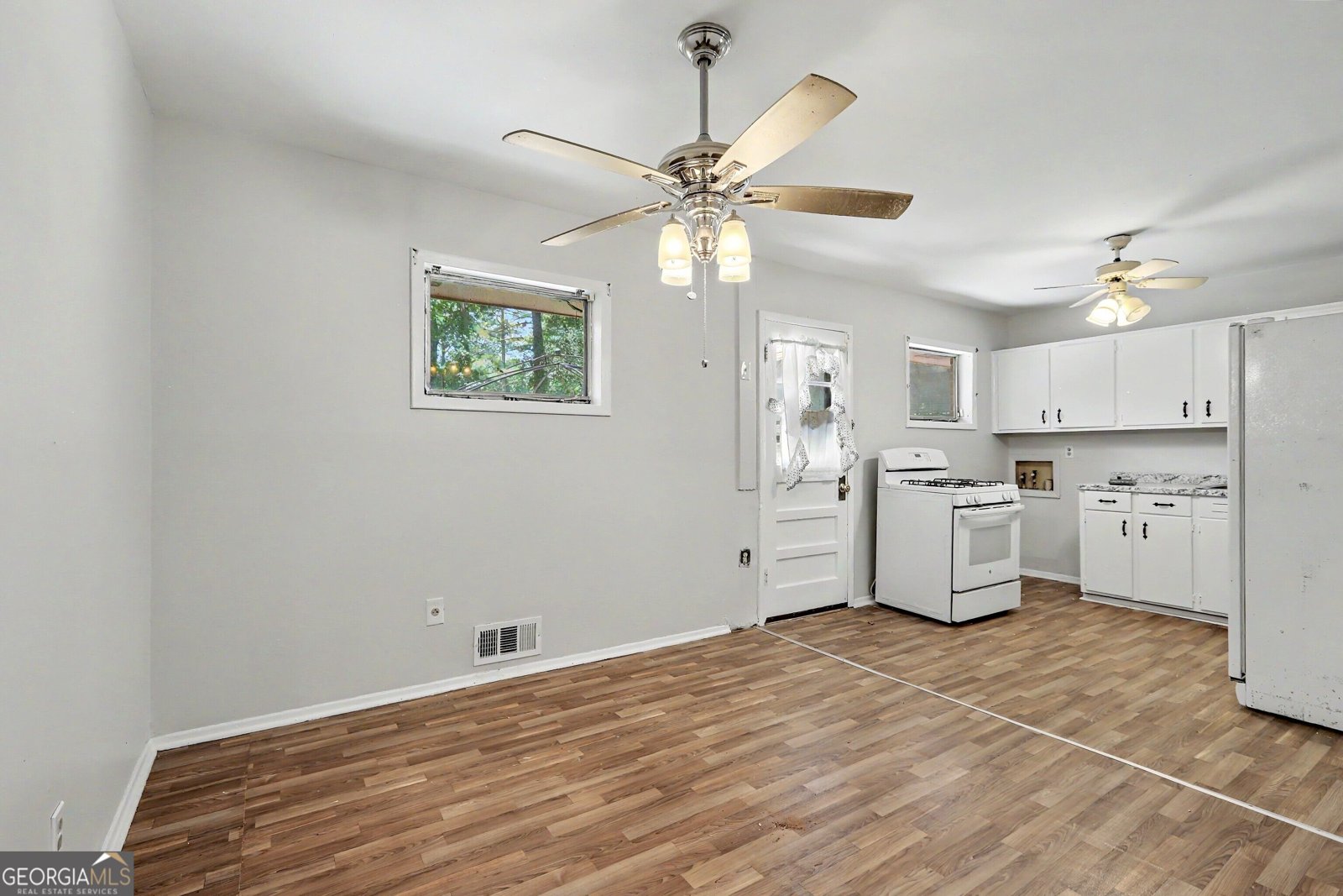 3525 Larkspur Terrace Decatur - Photo 13