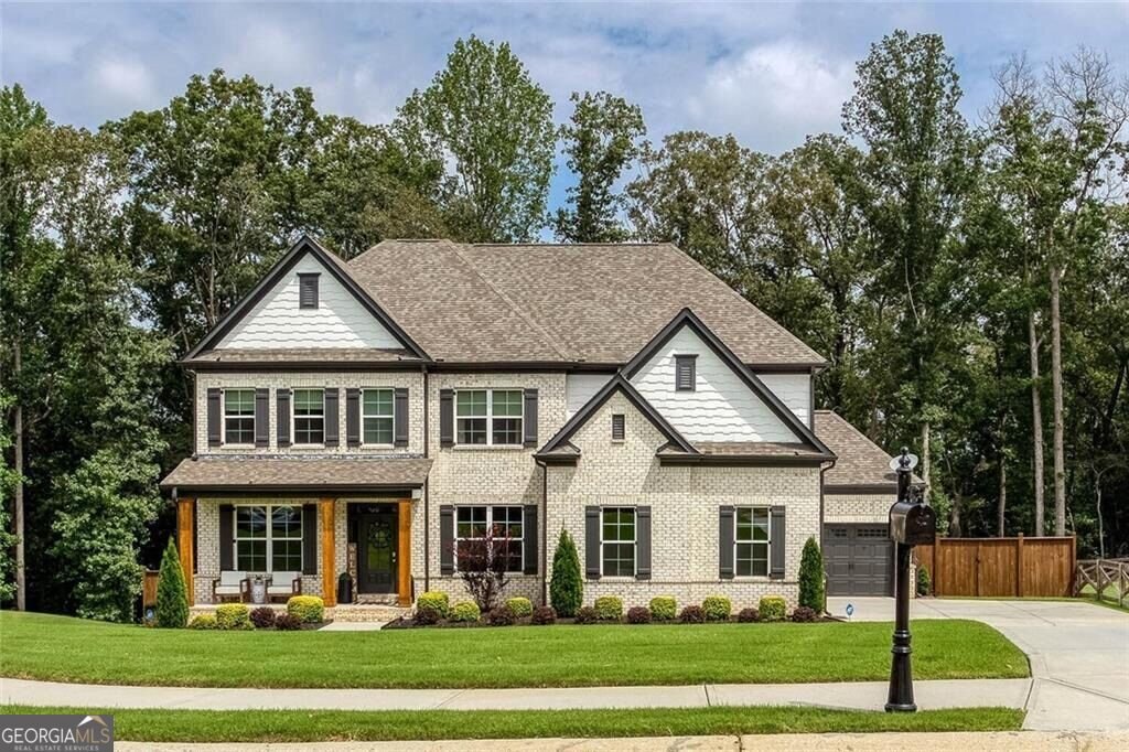 1041 Montrose Way Hoschton - main photo