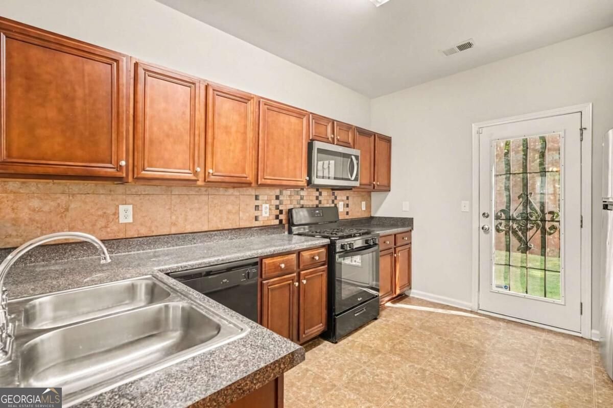 4455 Watson Ridge Drive Stone Mountain - Photo 11