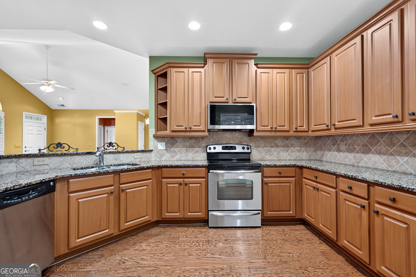 2708 Grapevine Circle Cumming - Photo 16