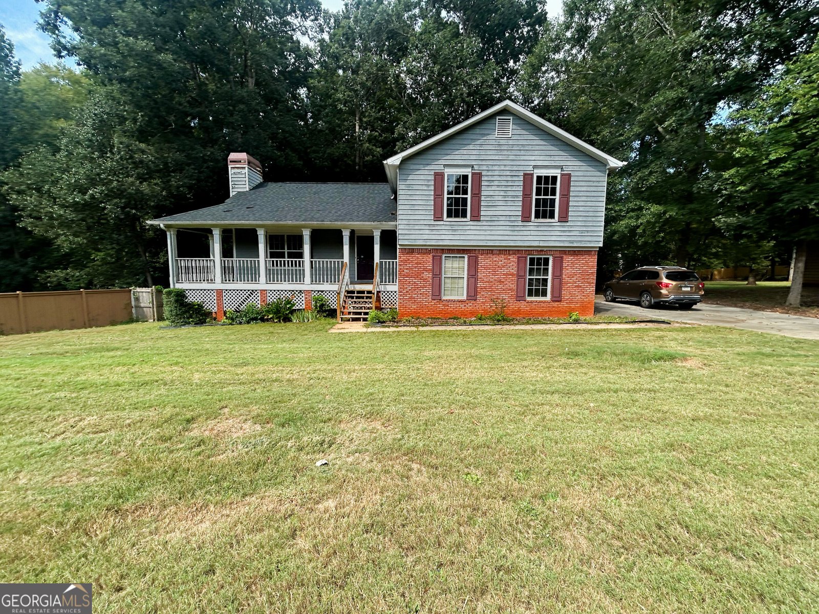 255 Radcliffe Trace Covington - main photo