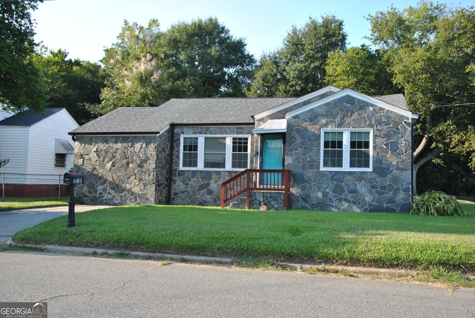 579 Lynmore Avenue Macon - main photo
