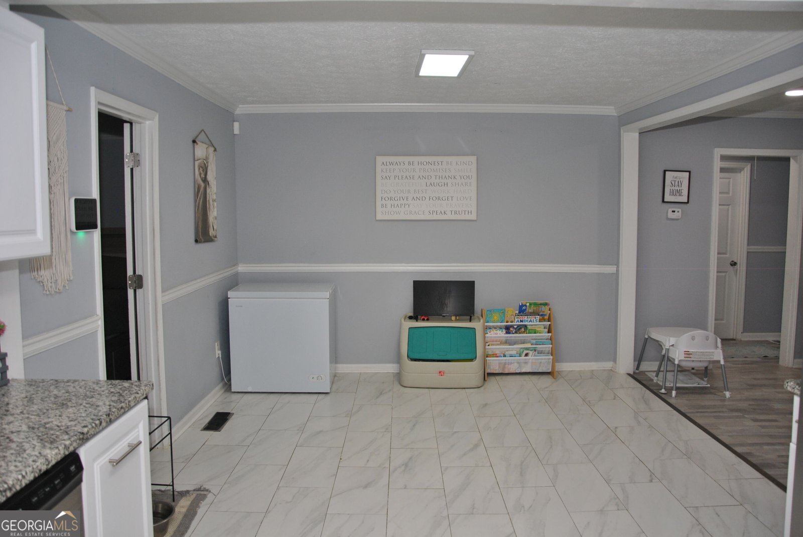 579 Lynmore Avenue Macon - Photo 8