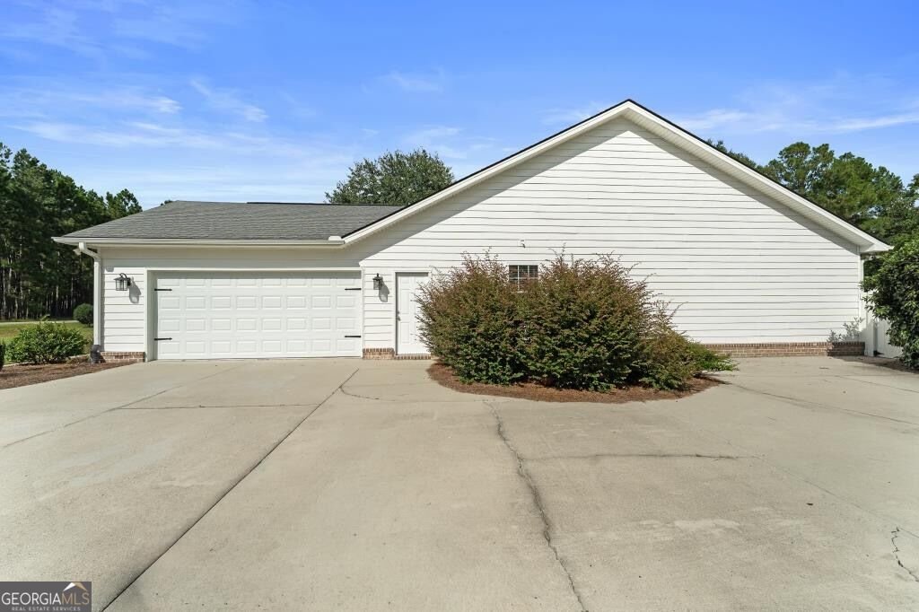 221 Zittrouer Road Guyton - Photo 8