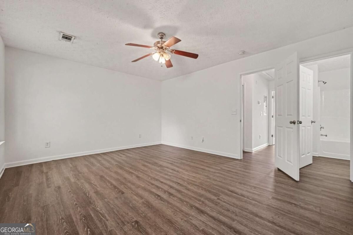 4382 Stone Gate Way East Point - Photo 10
