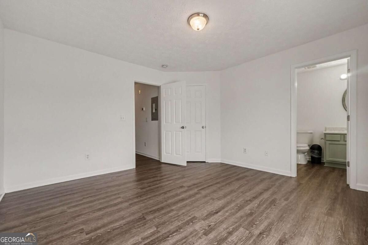 4382 Stone Gate Way East Point - Photo 13