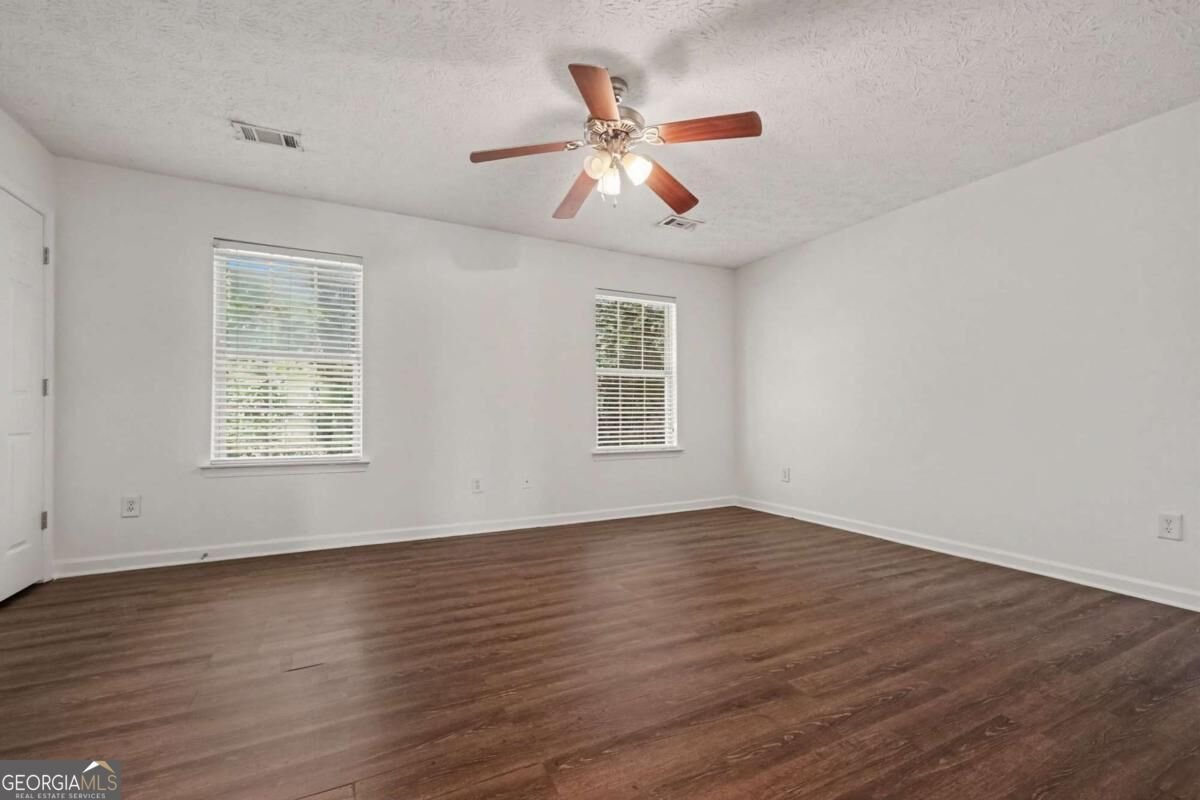 4382 Stone Gate Way East Point - Photo 9