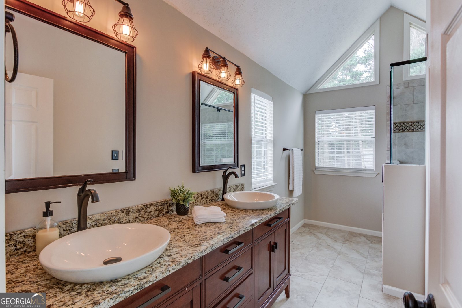 2552 Crofton Court Suwanee - Photo 16