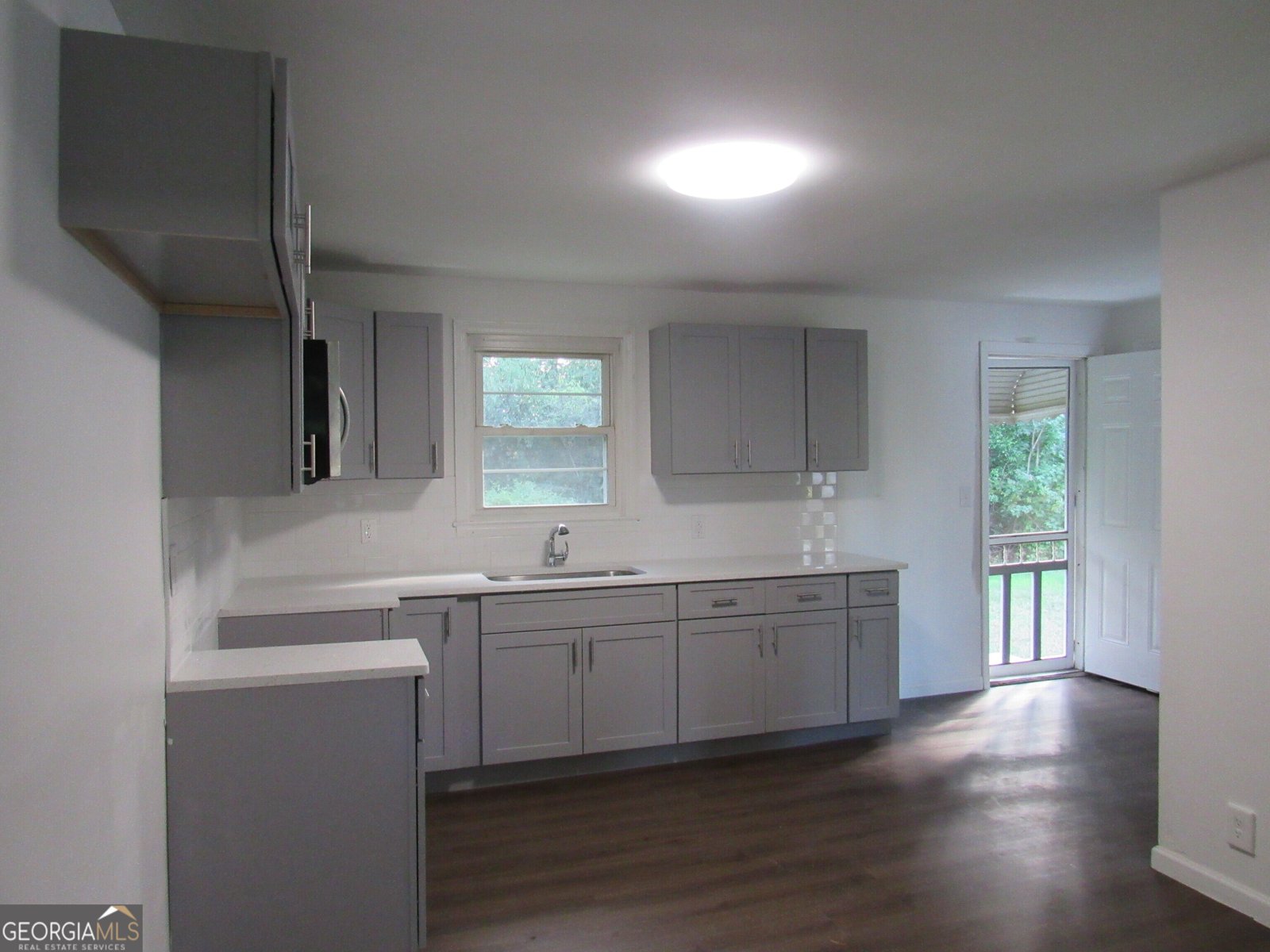 1616 Mathis Circle Macon - Photo 13