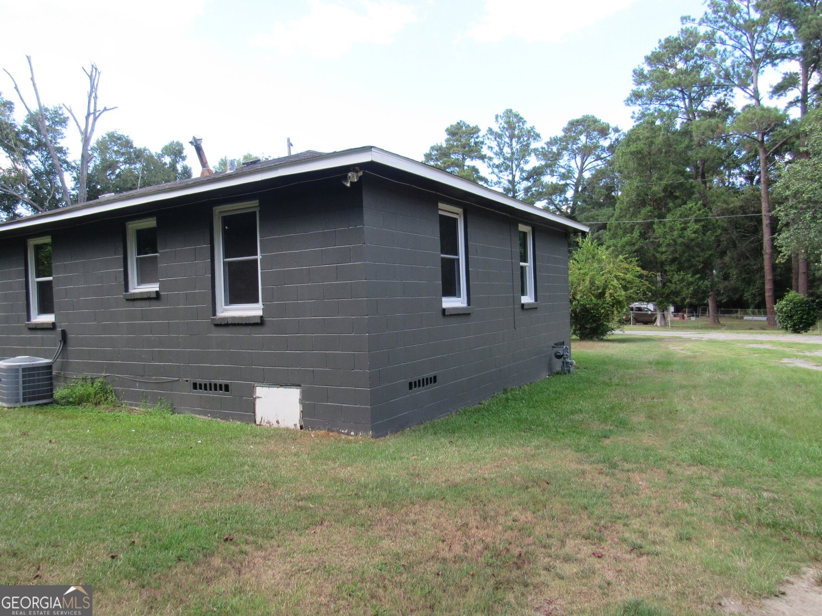 1616 Mathis Circle Macon - Photo 28