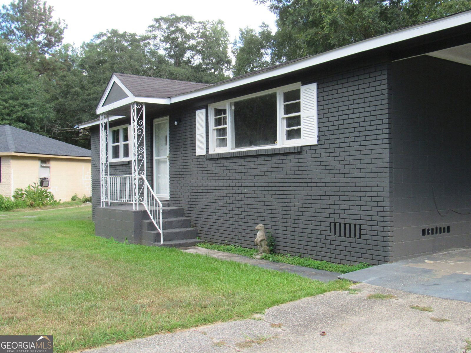 1616 Mathis Circle Macon - Photo 6