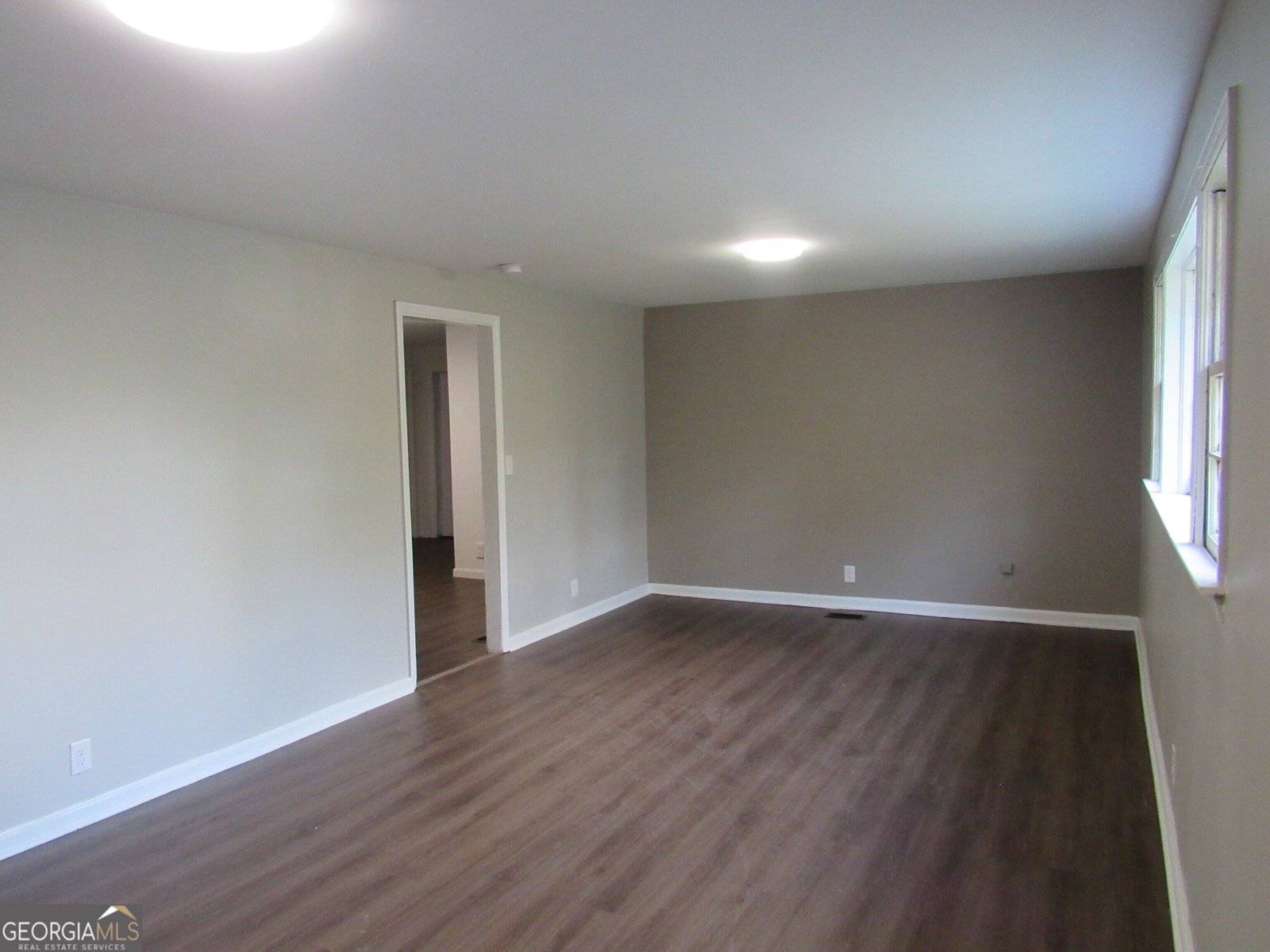 1616 Mathis Circle Macon - Photo 9