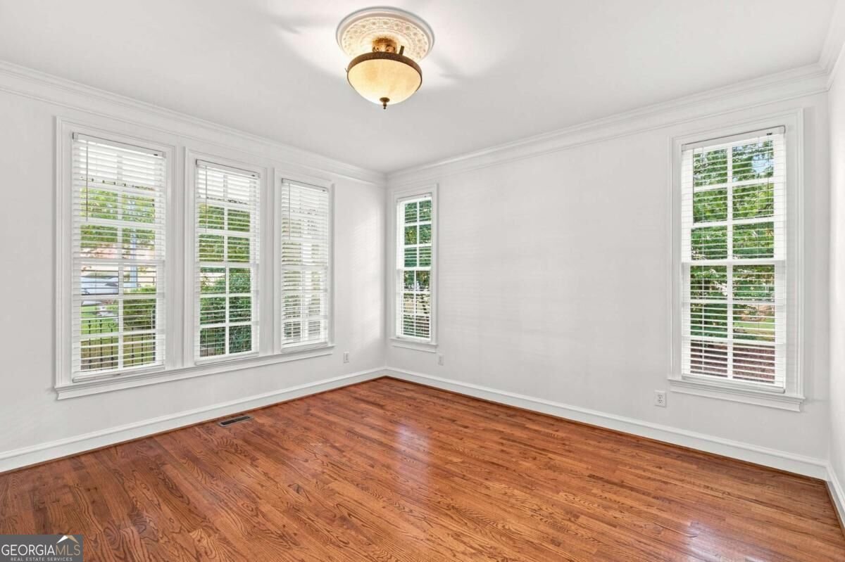 1593 Walkway Court Lilburn - Photo 28