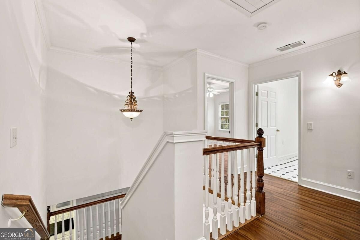 1593 Walkway Court Lilburn - Photo 33