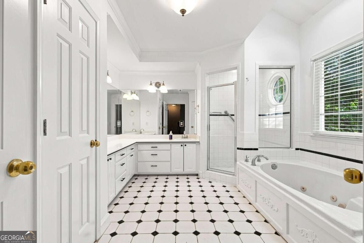1593 Walkway Court Lilburn - Photo 37